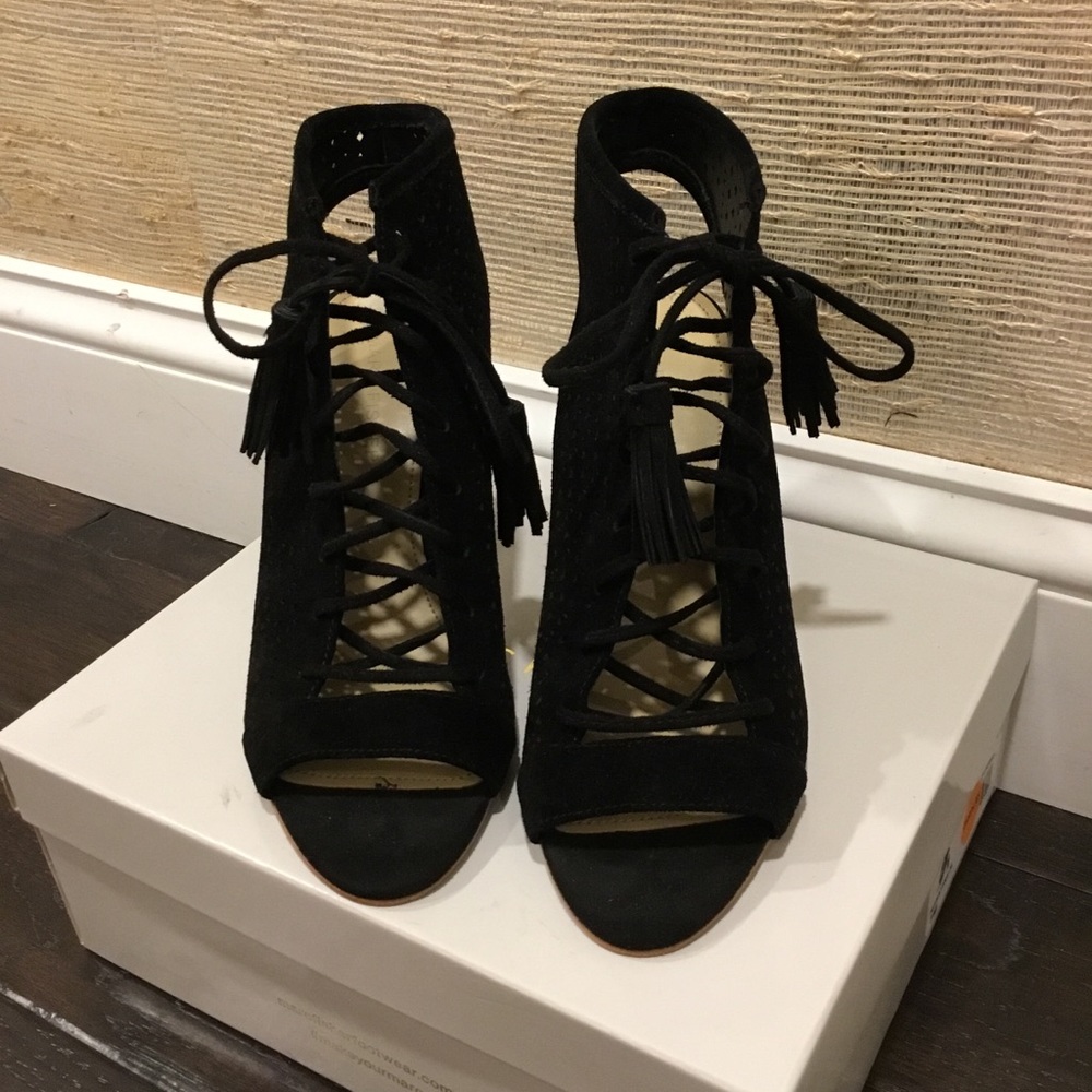 🦋Mark Fisher open toe suede heels